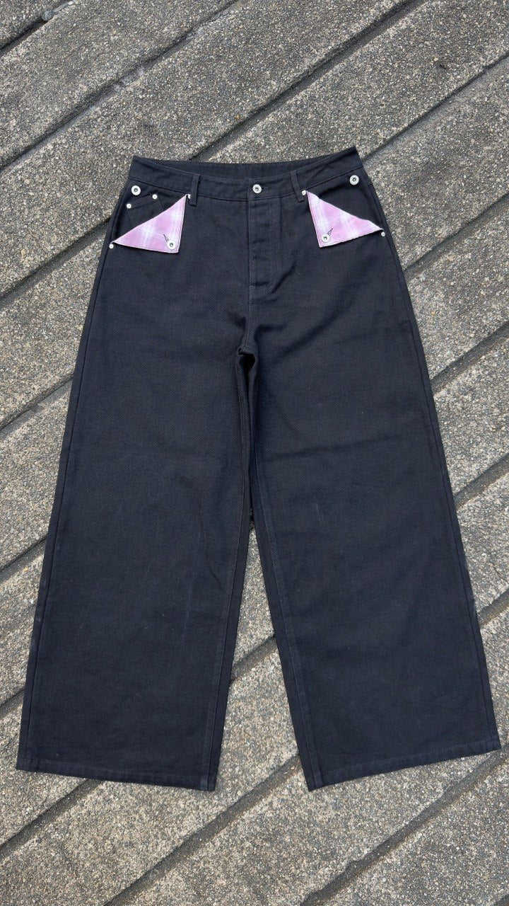pink plaid canvas