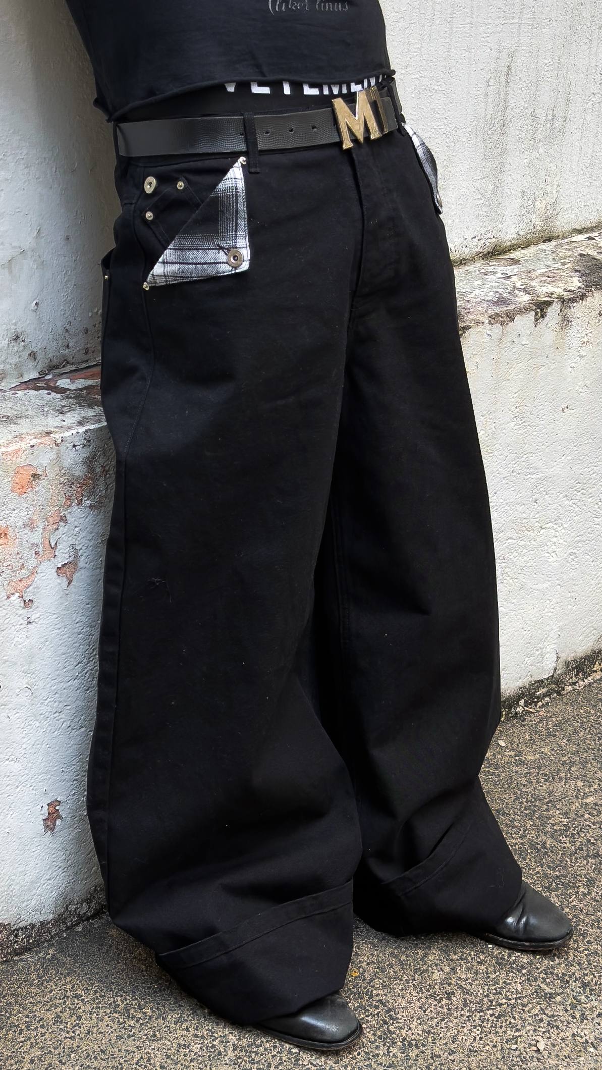 black plaid canvas